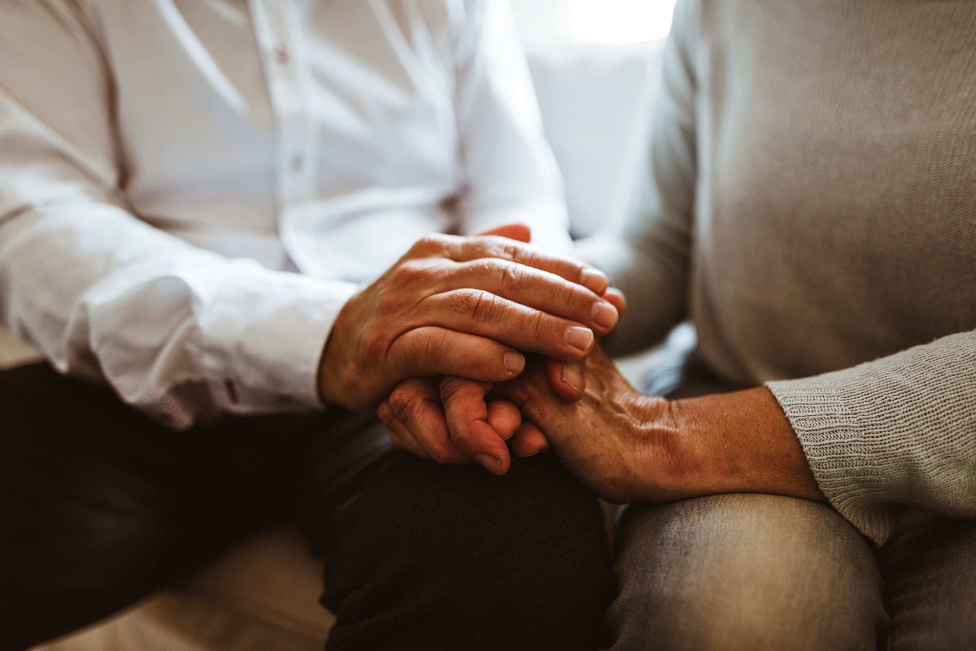 Caring for loved ones with Alzheimer’s can be daunting for anyone, but it can be especially unfamiliar and jarring for some men. (iStock)